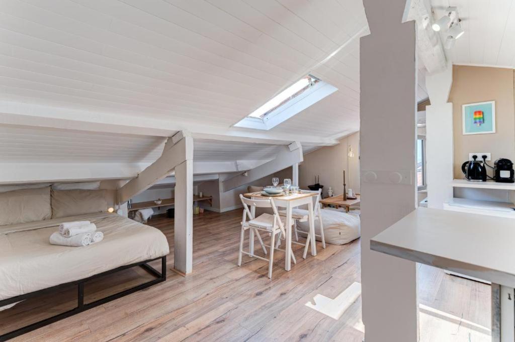 Lovely - Port De Appartement Nice