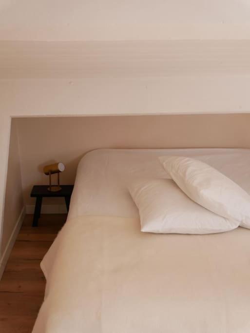 Lovely - Port De Appartement